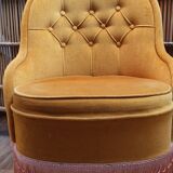 Gold velvet toad chair