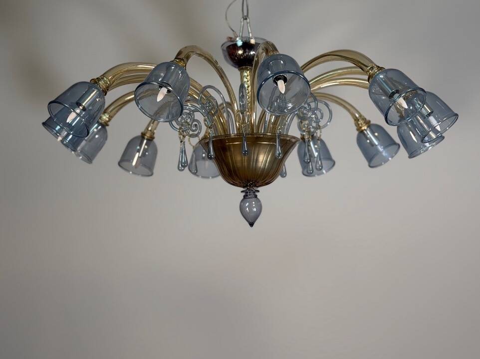 Venetian lustre in two-colour Murano glass, blue and gilded, circa 1990.