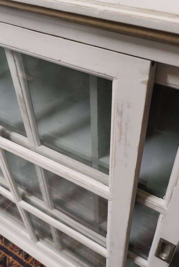 Meuble de métier, vitrine basse ancienne