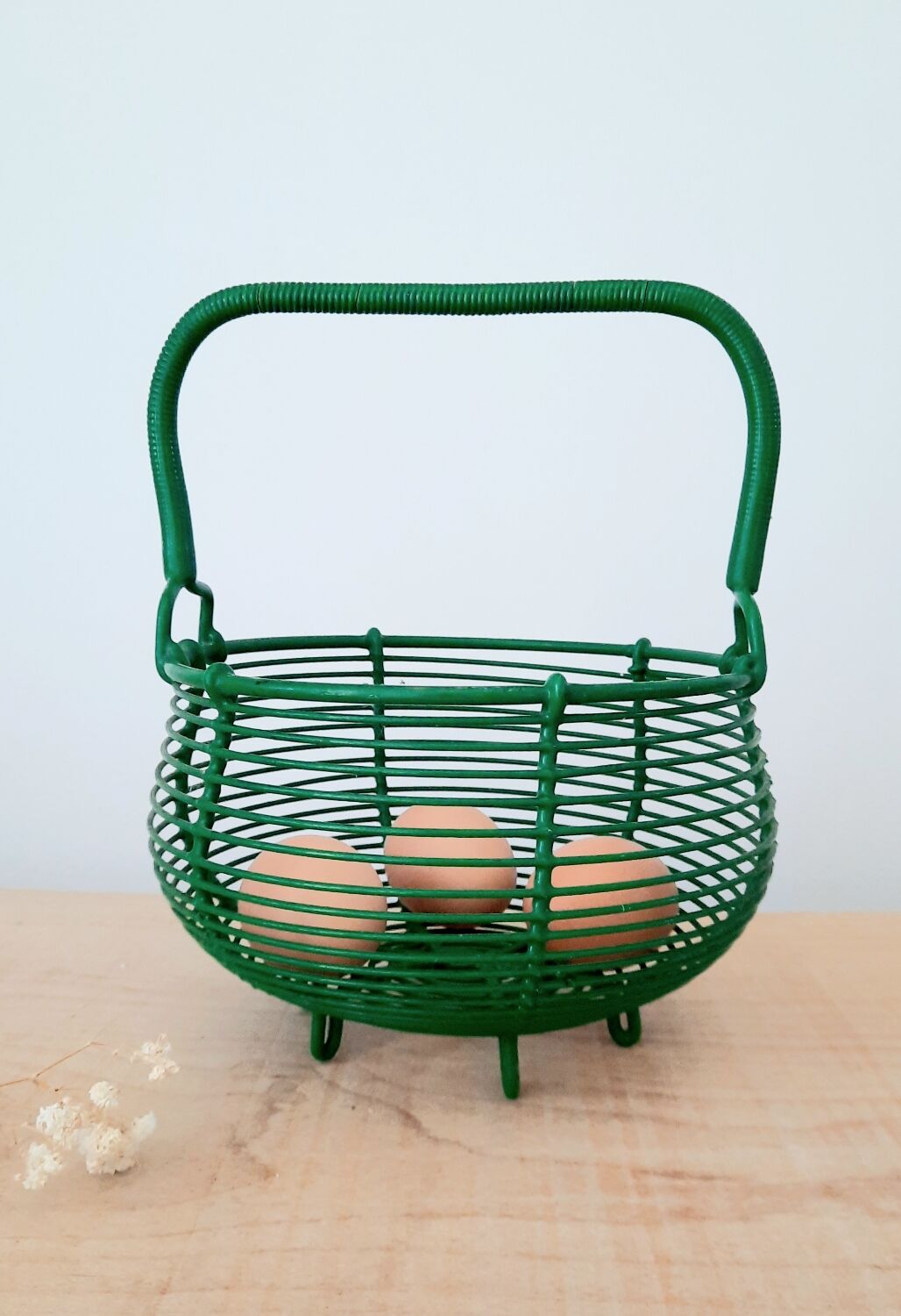 Vintage salad basket