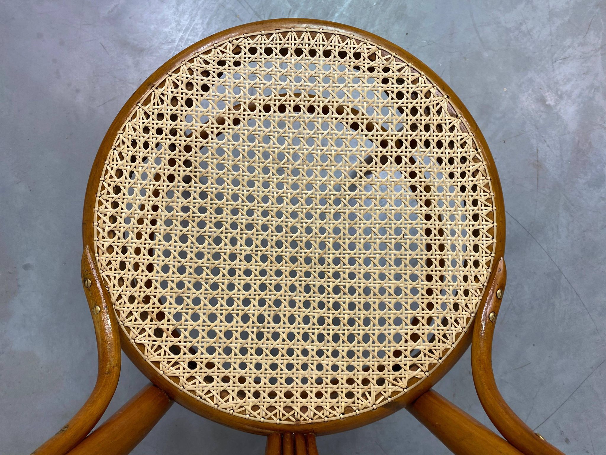 Curved wooden dining chair by Löbl Wieisskirchen