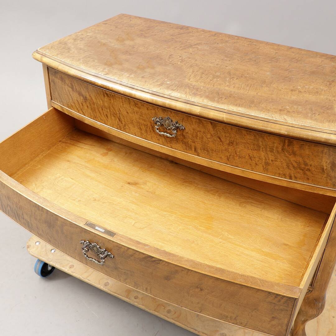Louis xv style small chest of drawers