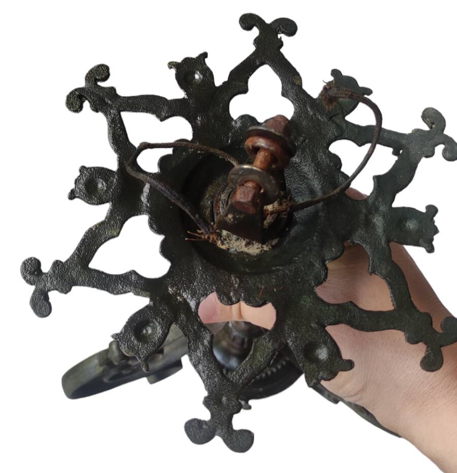 Art deco chandelier suspension