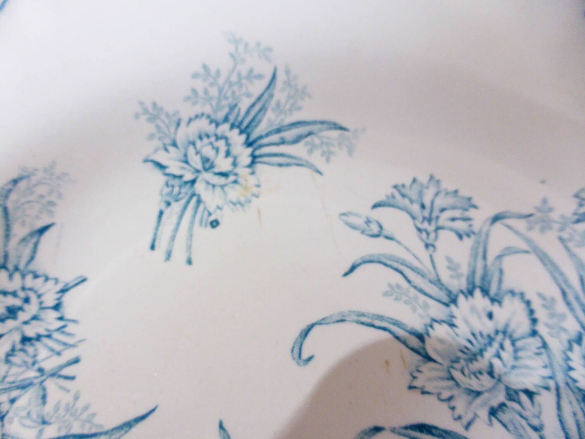 4 vintage deep plates in ironstone from L&G model Oeillets 220520