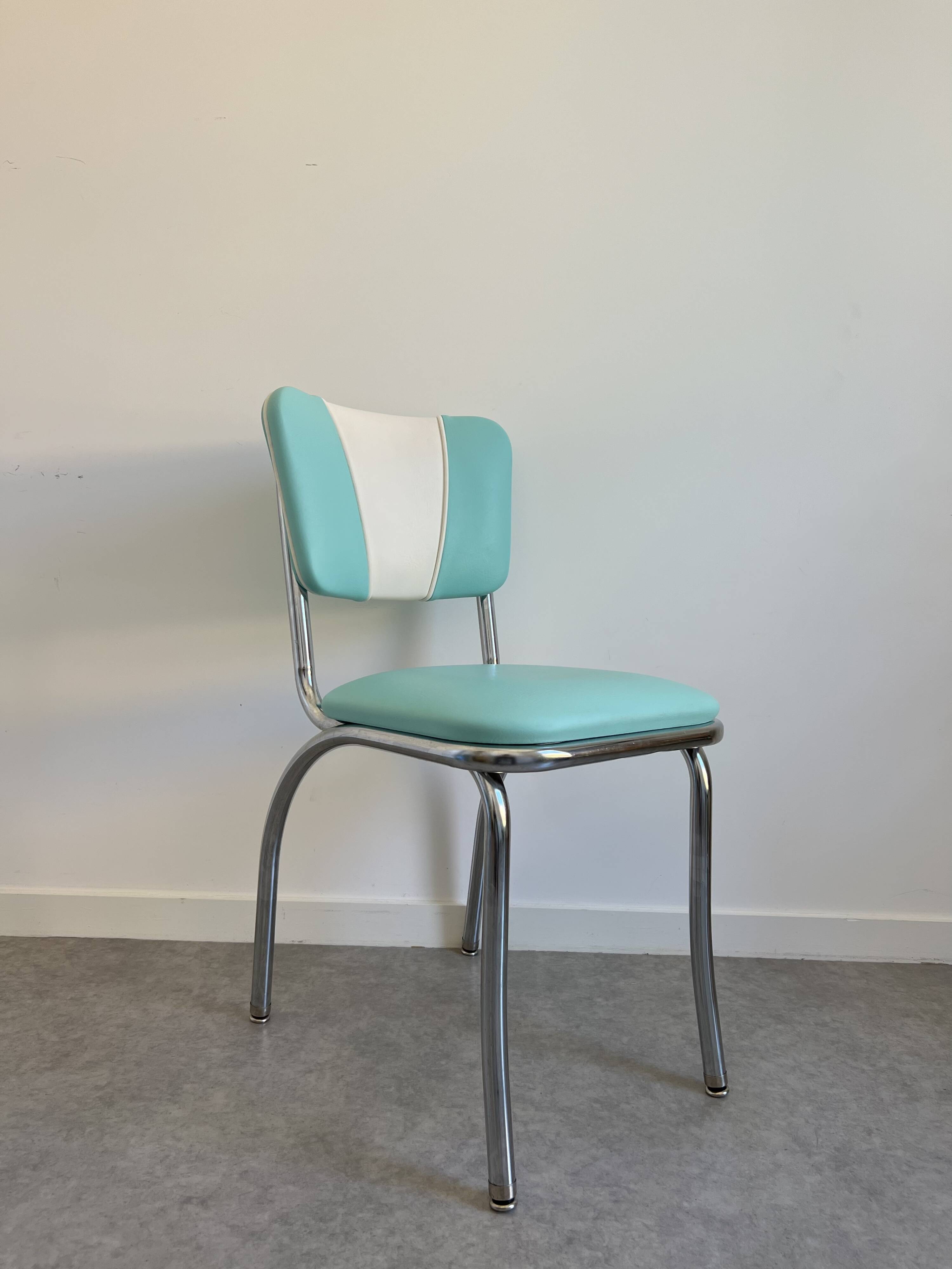 American Retro/Vintage Diner Chair - VITRO Seating