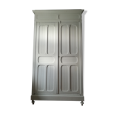 Armoire parisienne