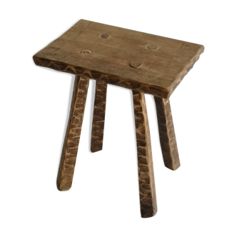 Rustic stool worked at the gouge