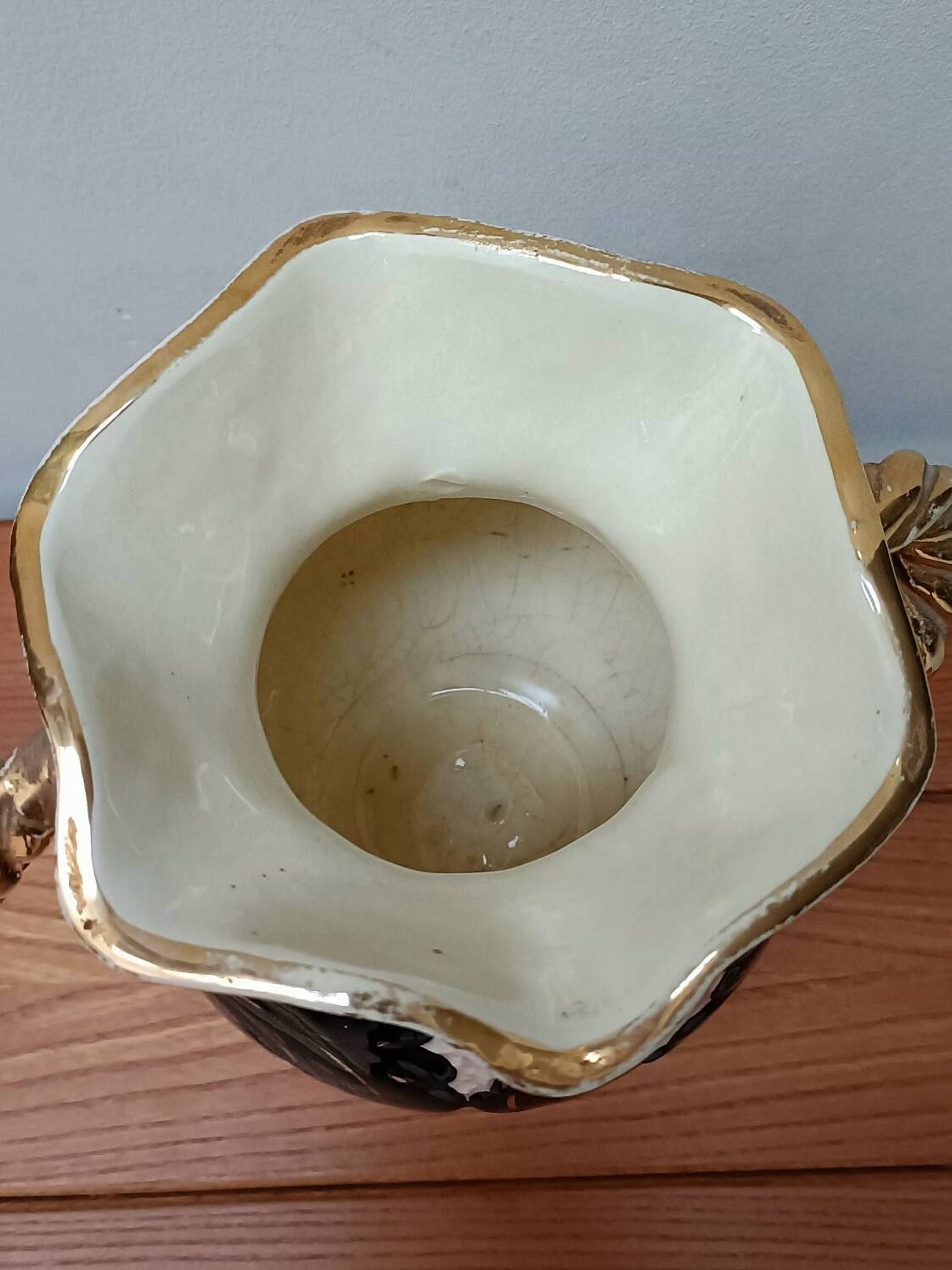 Vallauris pink vase