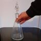 Carafe en verre ciselé et bouchon forme de flamme