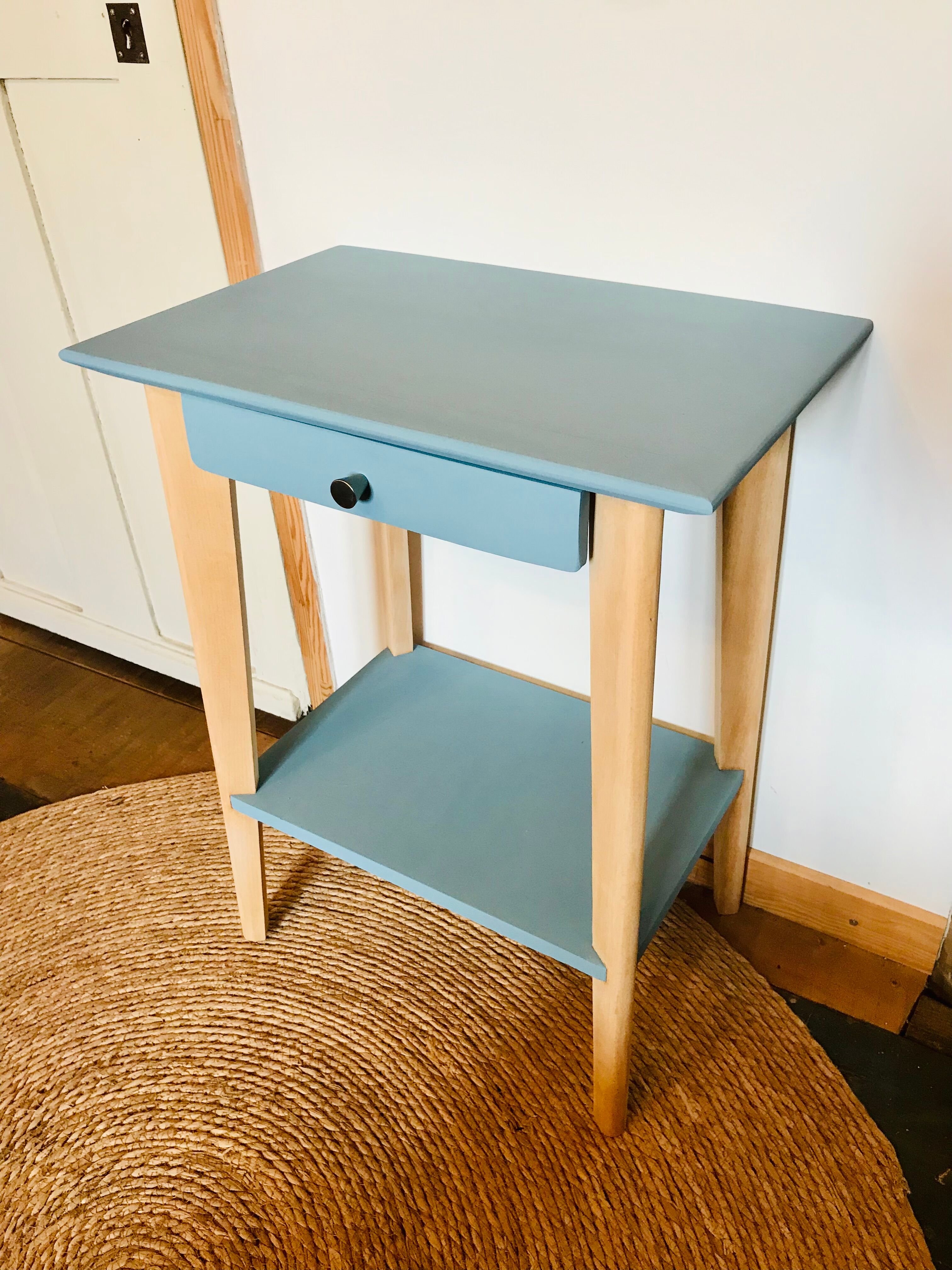 Children's bedside table