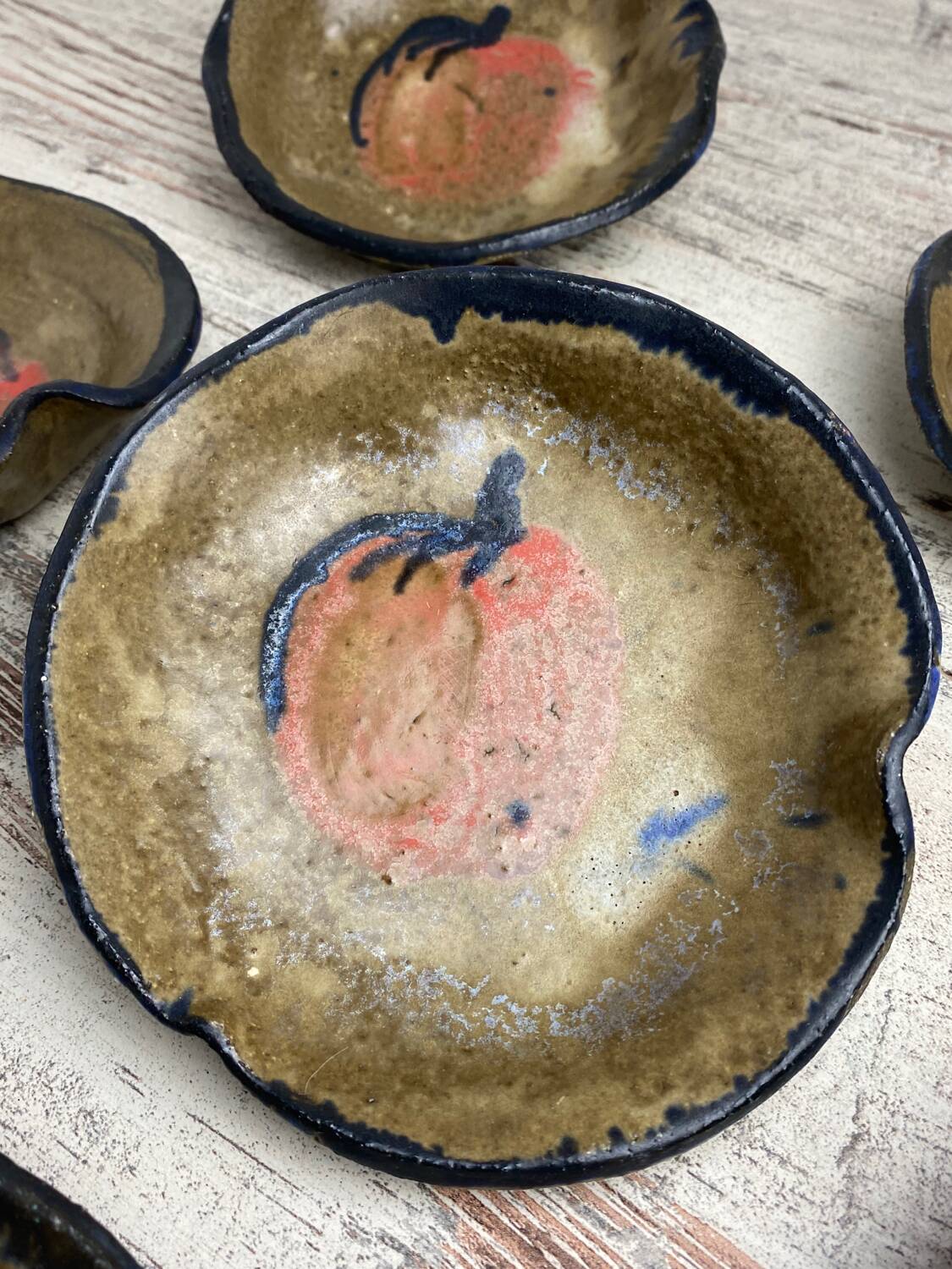 Ceramic dessert bowls