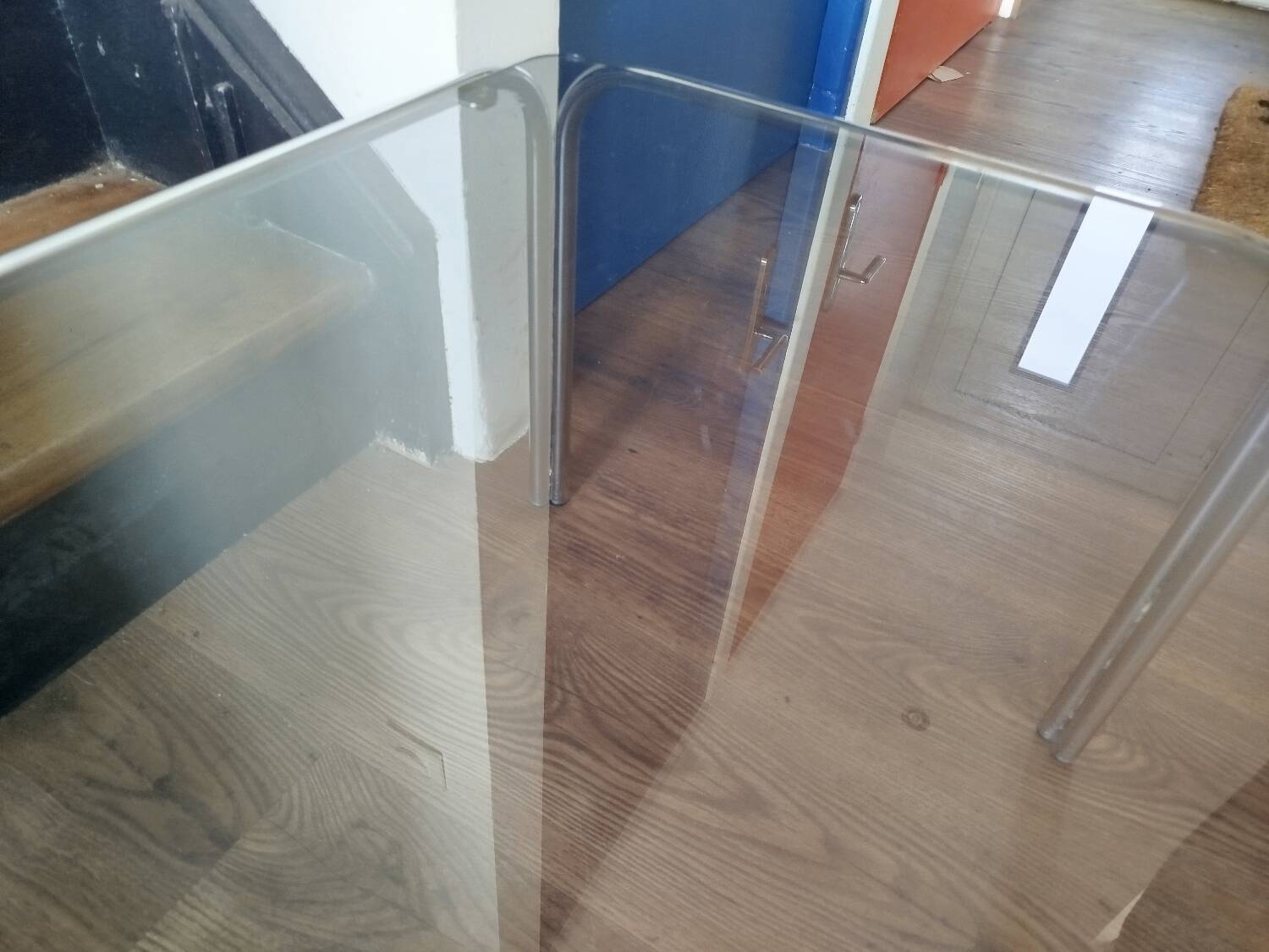 Italian design coffee table from the 70s