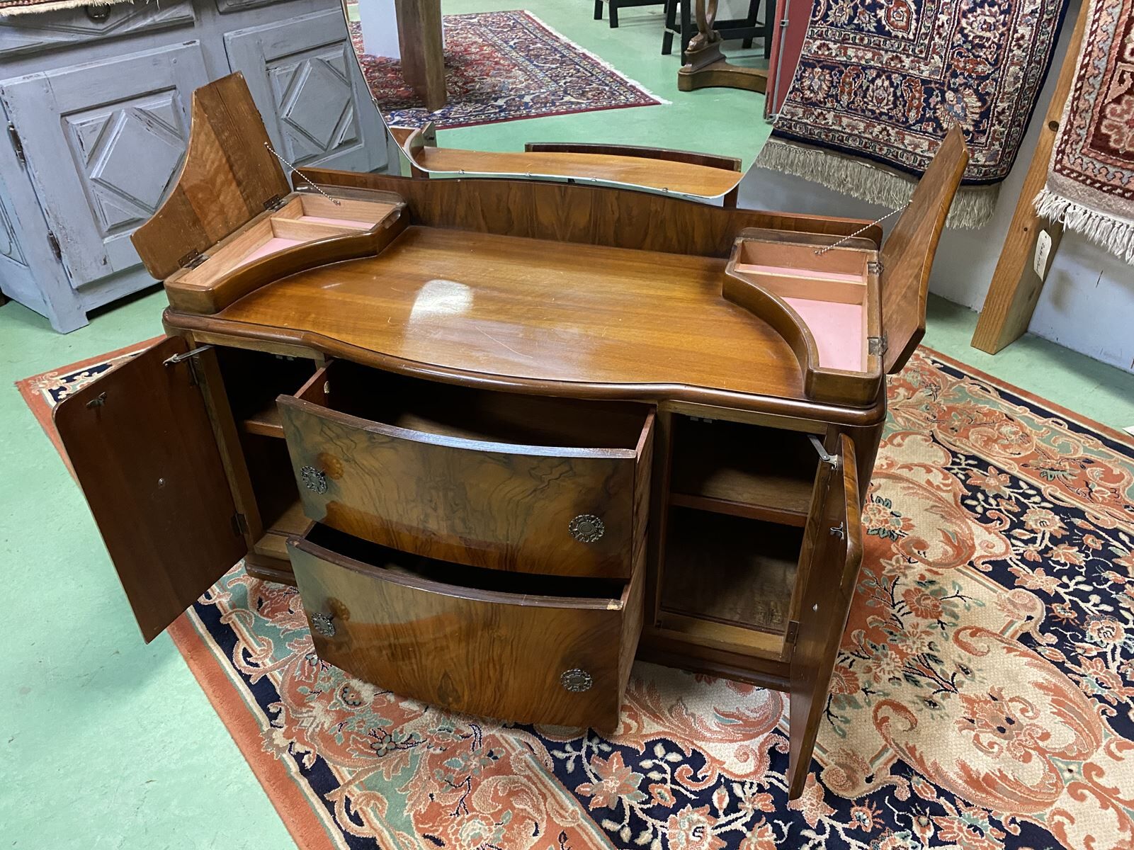 English Art Deco hairdresser in walnut magnifying glass