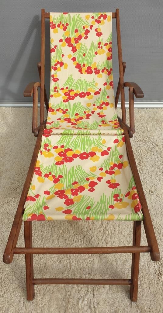 Chilean duo vintage wooden deckchairs with footrest