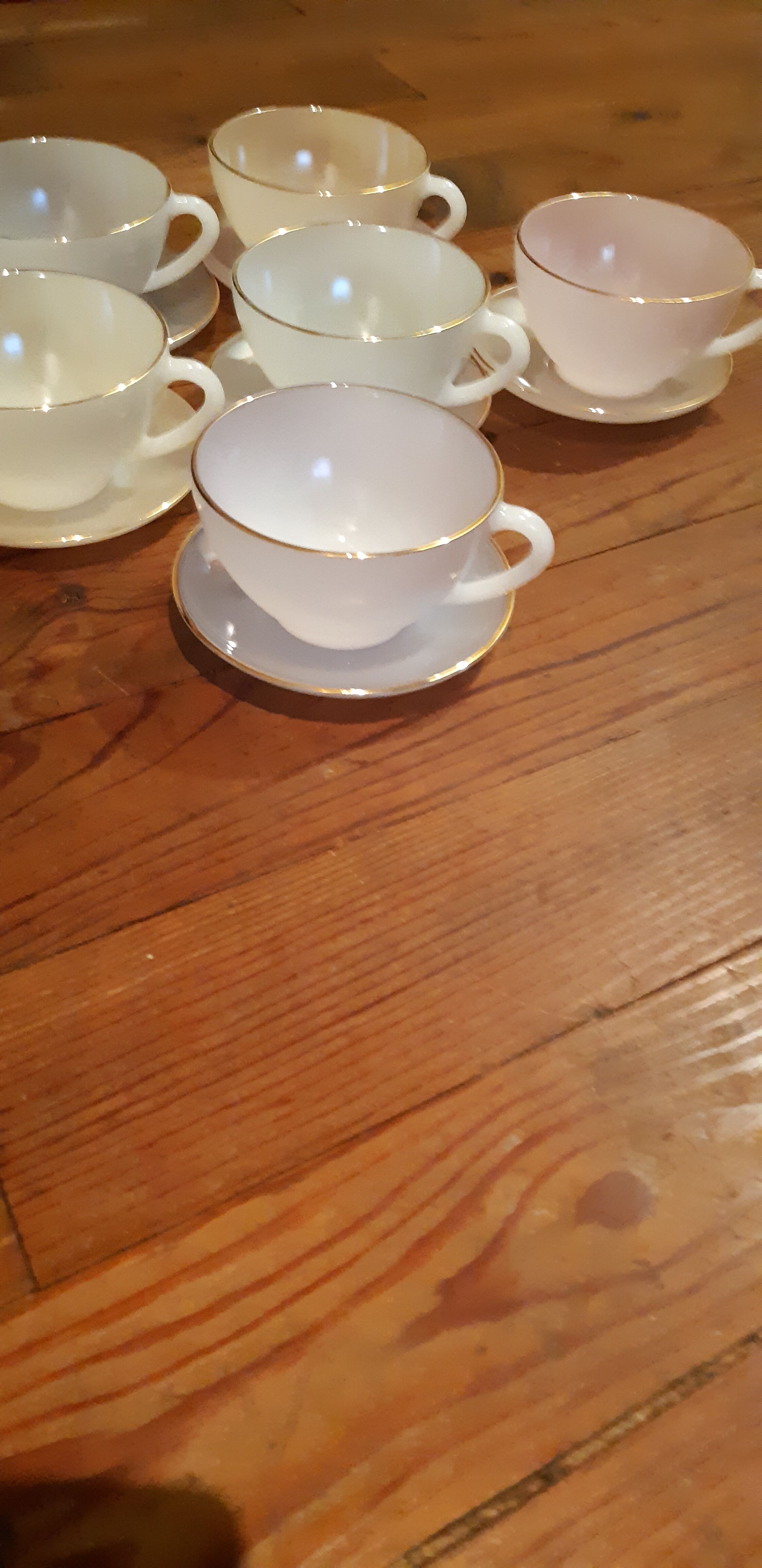 Vintage cups arcopal modele harlequin