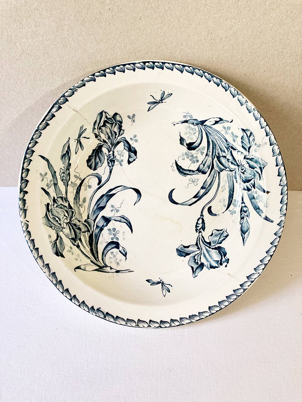 Badonviller dish, Iris model, ca. 1950