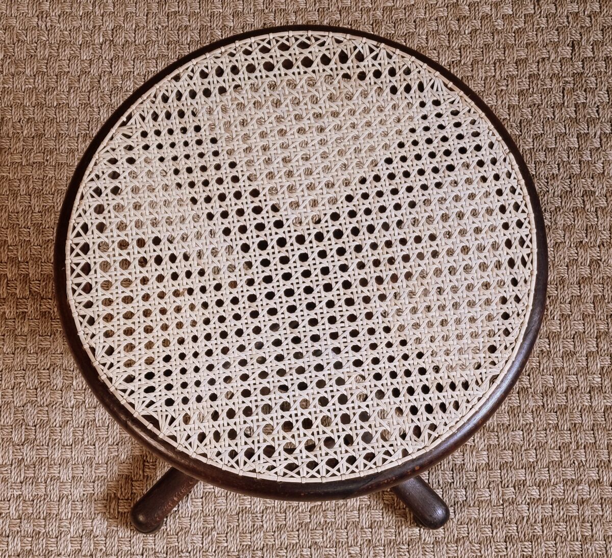 Piano thonet or workshop stool