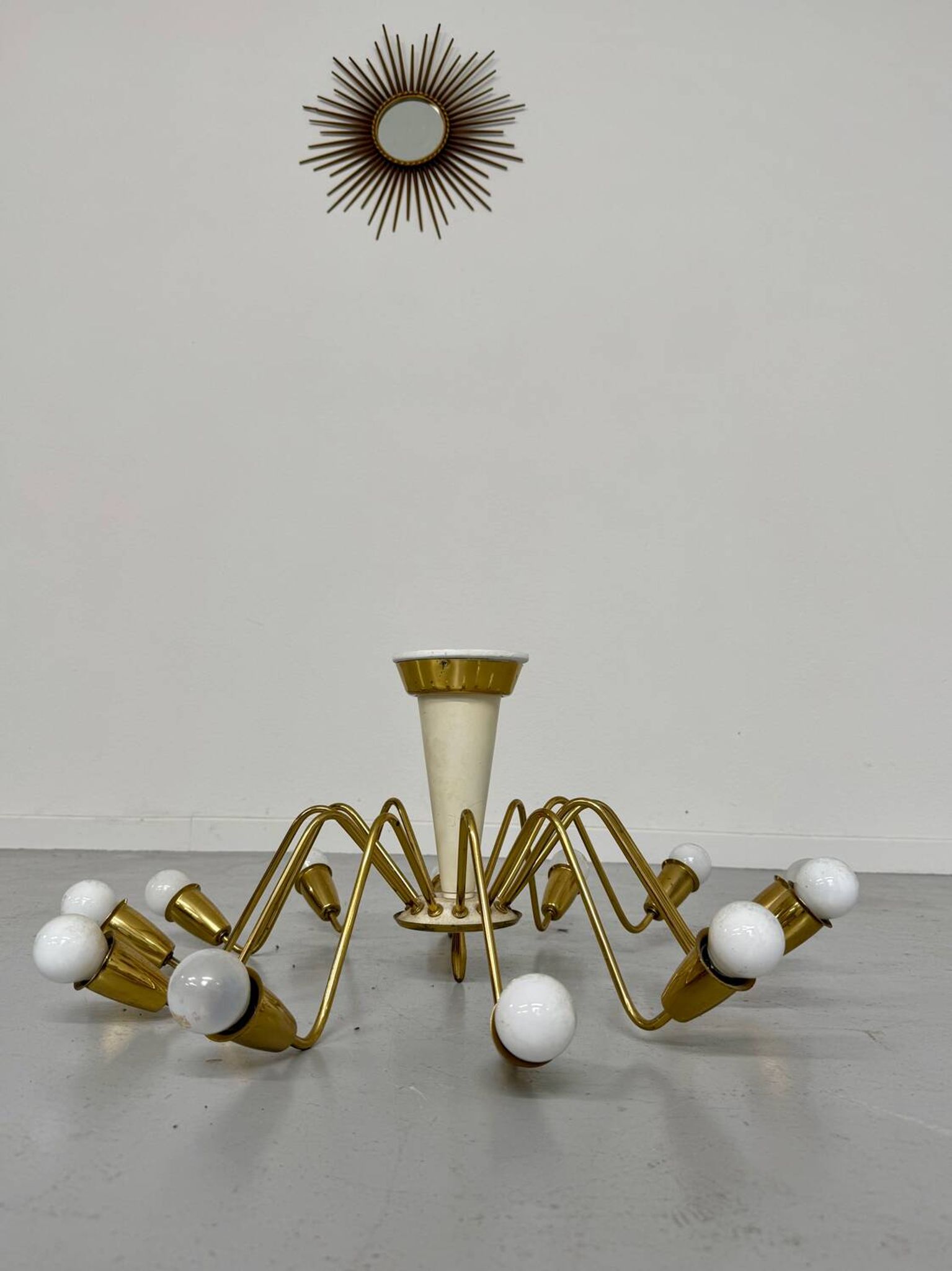 Antique 12-light Sputnik spider pendant lamp from the 60s