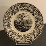 Dessert plate on partridge hunting, Gien 19th century