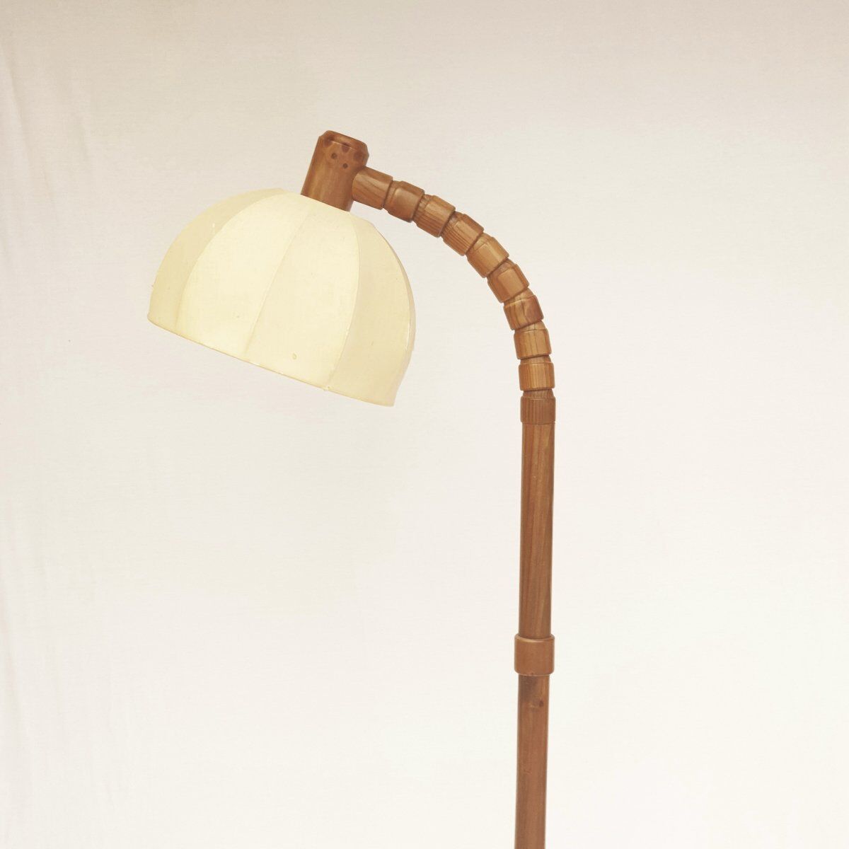 Solid wood floor lamp Solbackens Svaveri Sweden 1970s