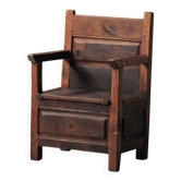 Fireplace armchair (Cantou) in solid wood, Cantal, 19th century