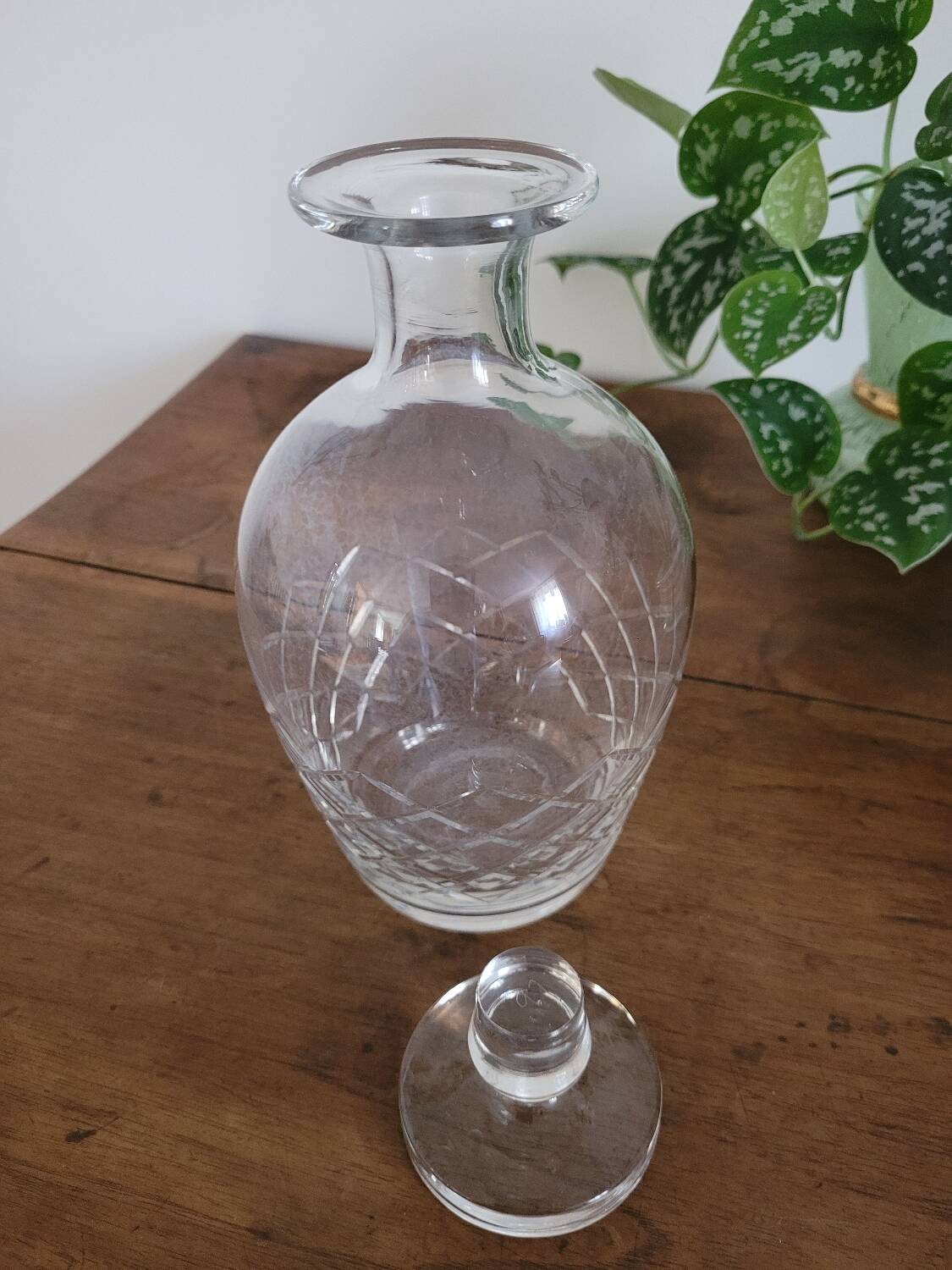 Carafe No. 1 in chiseled crystal