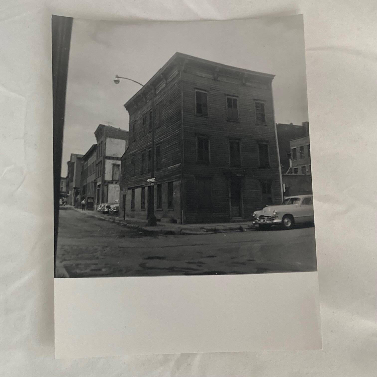 Vintage photo of New York in the 1950s, 6/6 format