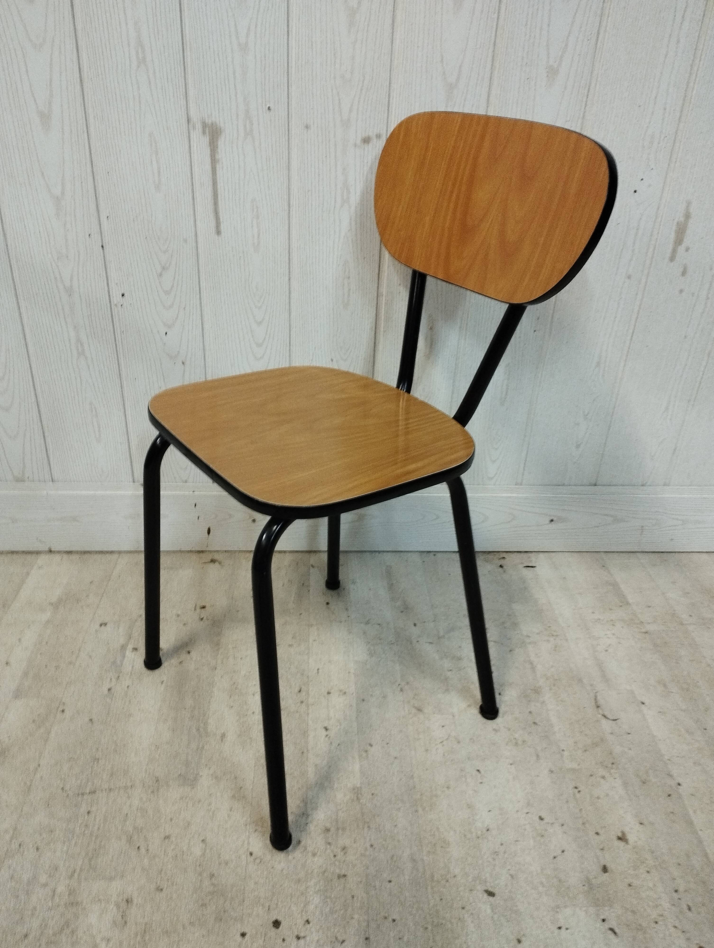 Set of 4 vintage chairs in formica