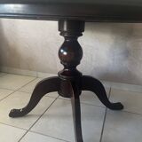 Round solid wood table