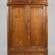 Armoire ancienne bois massif avec corniche