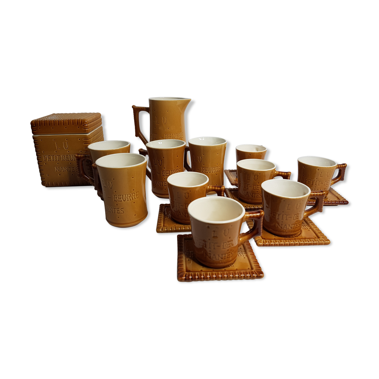 "Lu" full breakfast service, enamelled ceramic, Clouet editions, Nantes