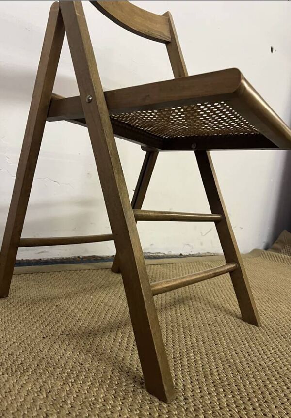 Chaise pliante en bois et cannage vintage