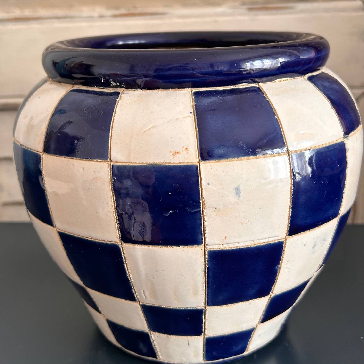 Vase, flowerpot with checkerboard decoration