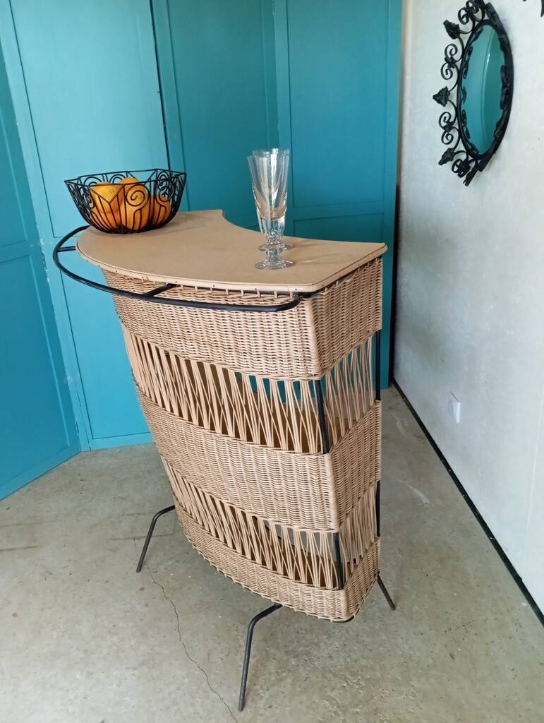 1960s rattan and metal bar counter