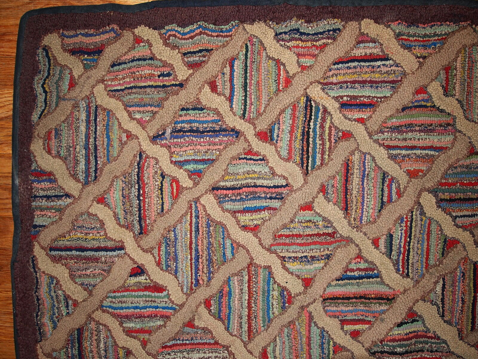 Old american carpet hooked handmade 88cm x 252cm 1880s
