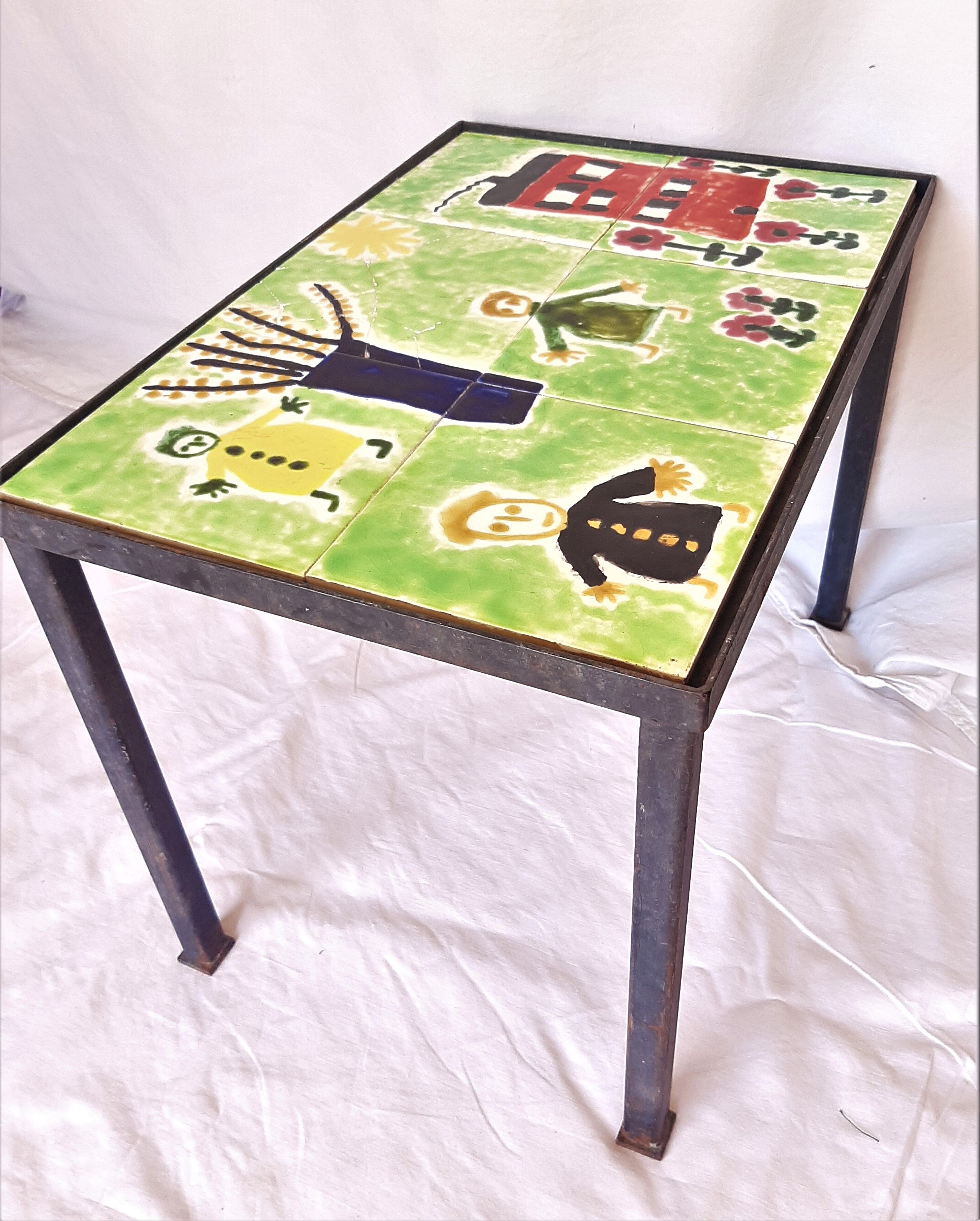 Children's coffee table, 70s with naïve drawing on ceramics, iron frame