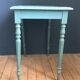 Table et sa patine bleu d’origine
