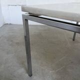 Table basse carrée n 807 par Alain Richard
