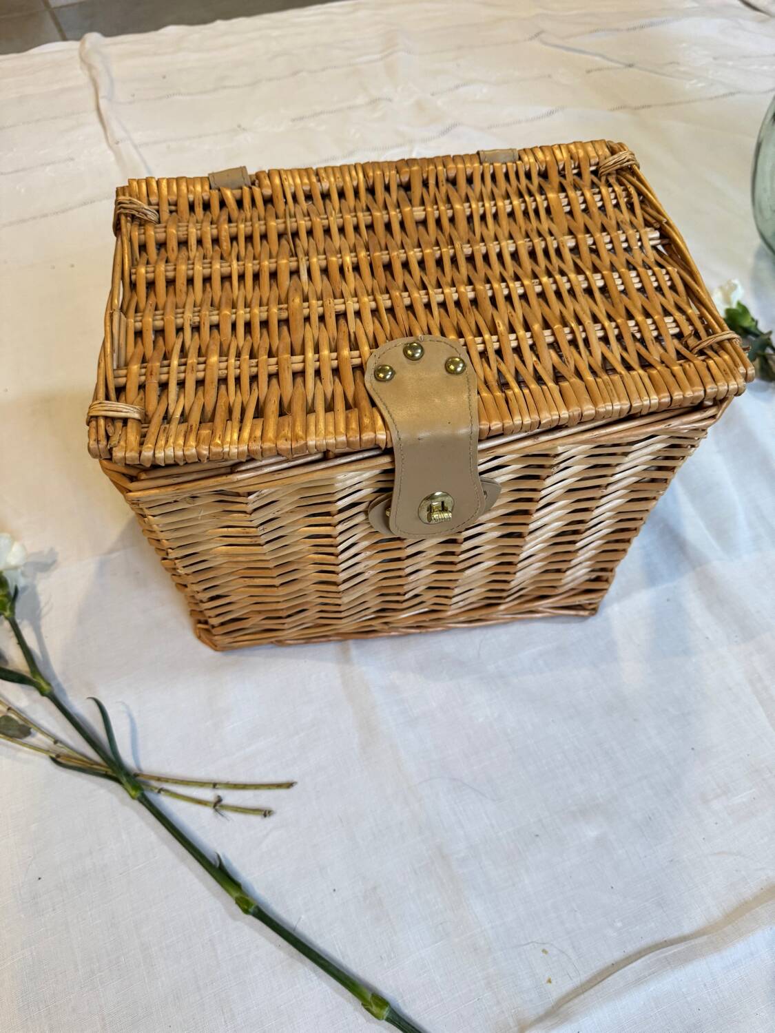 Wicker basket