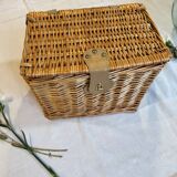 Wicker basket