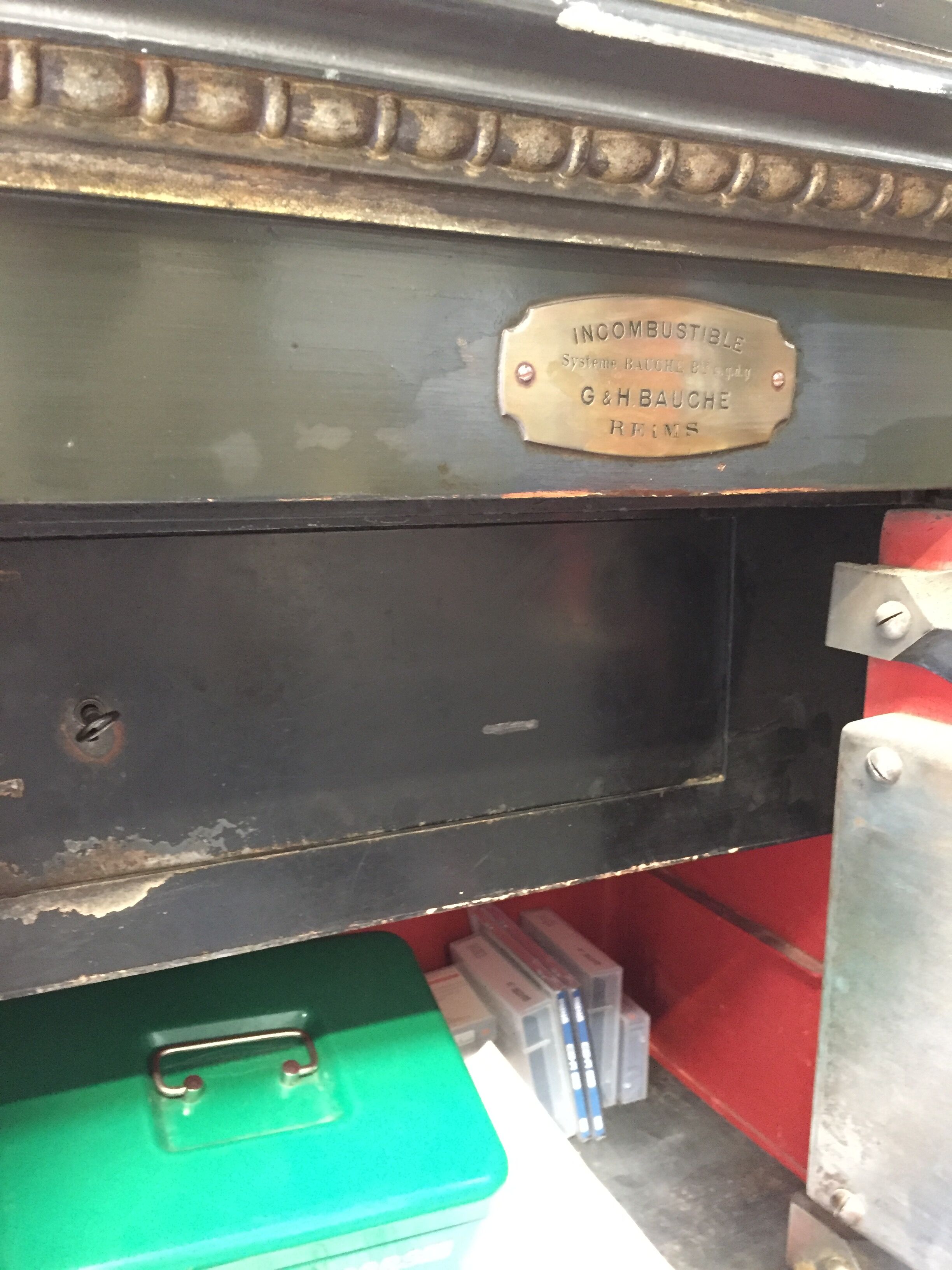 Bauché Art Deco safe