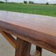 Lot de 2 bancs en orme massif par Aranjou