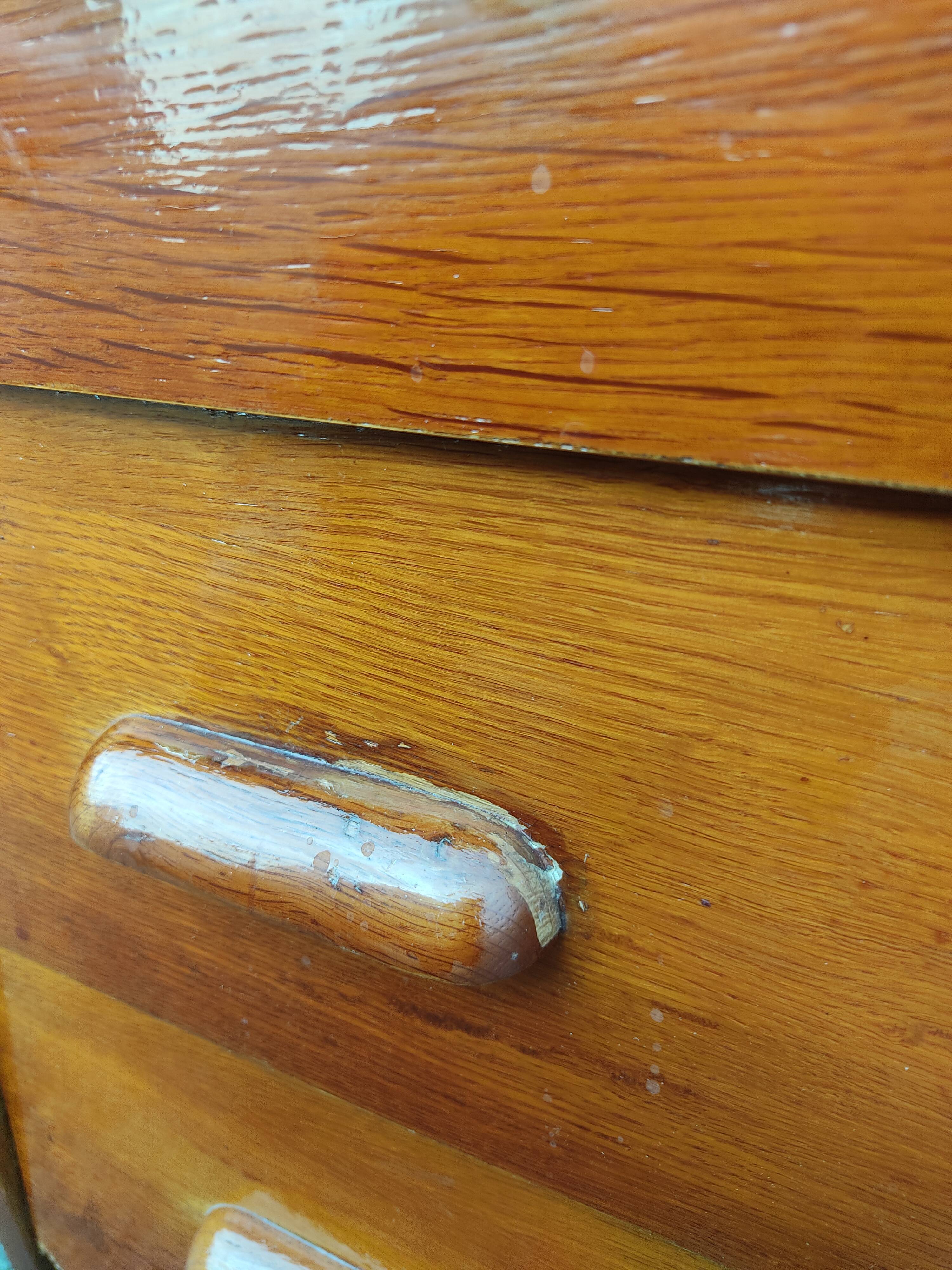 Vintage chest of drawers