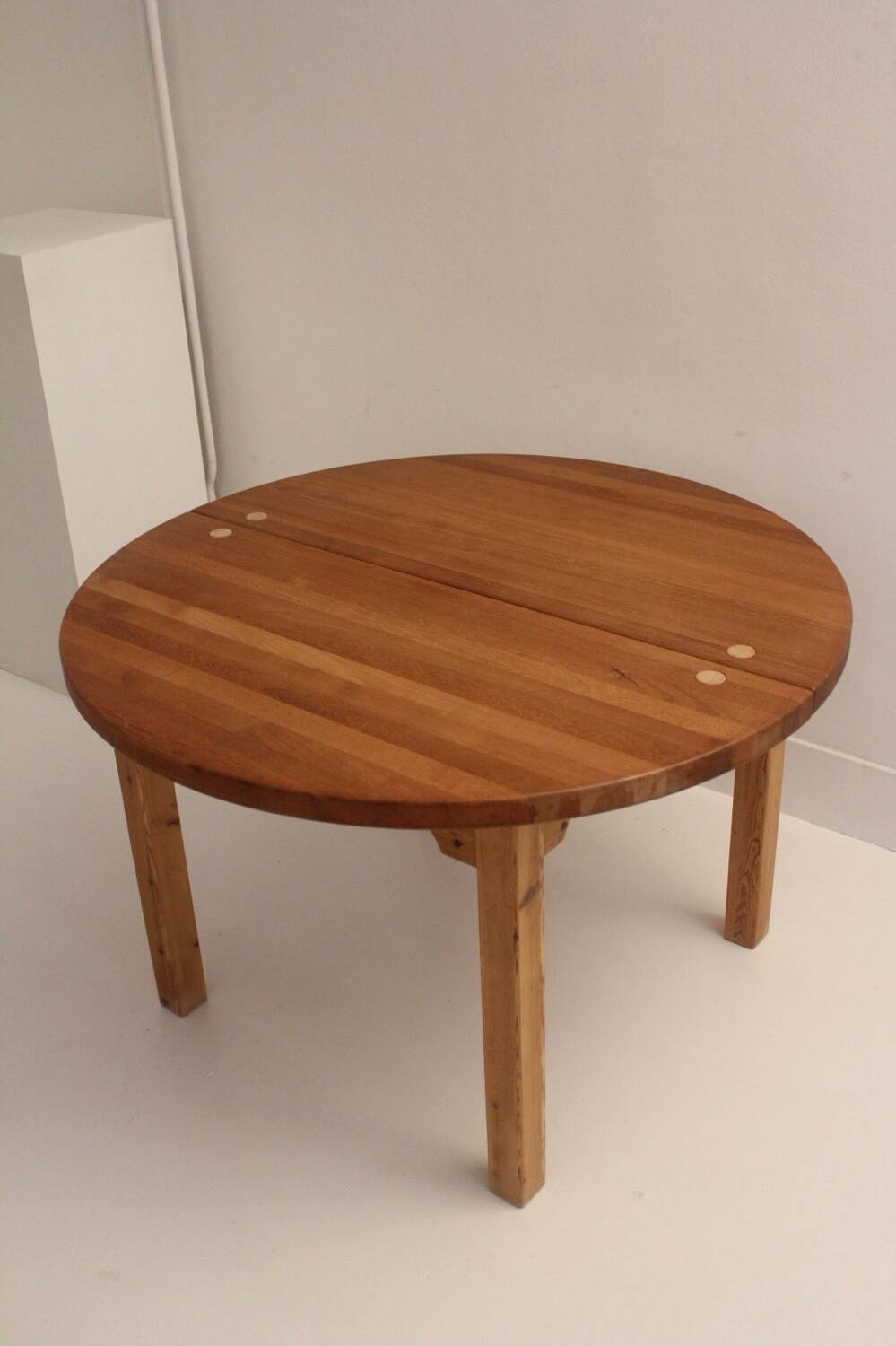 Table ronde scandinave a rallonge design Tage Poulsen