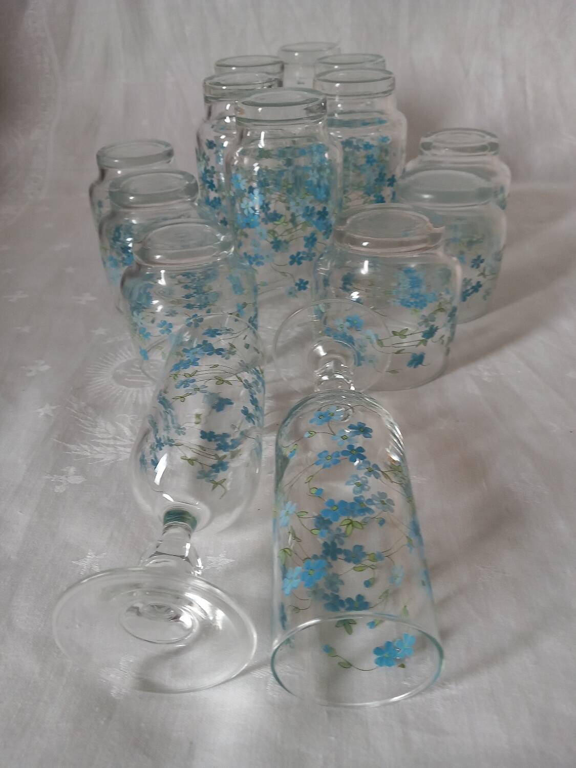 Set of Arcoroc glasses model Myosotis, Veronica.