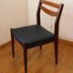 4 chaises scandinaves en bois et simili cuir, 1970