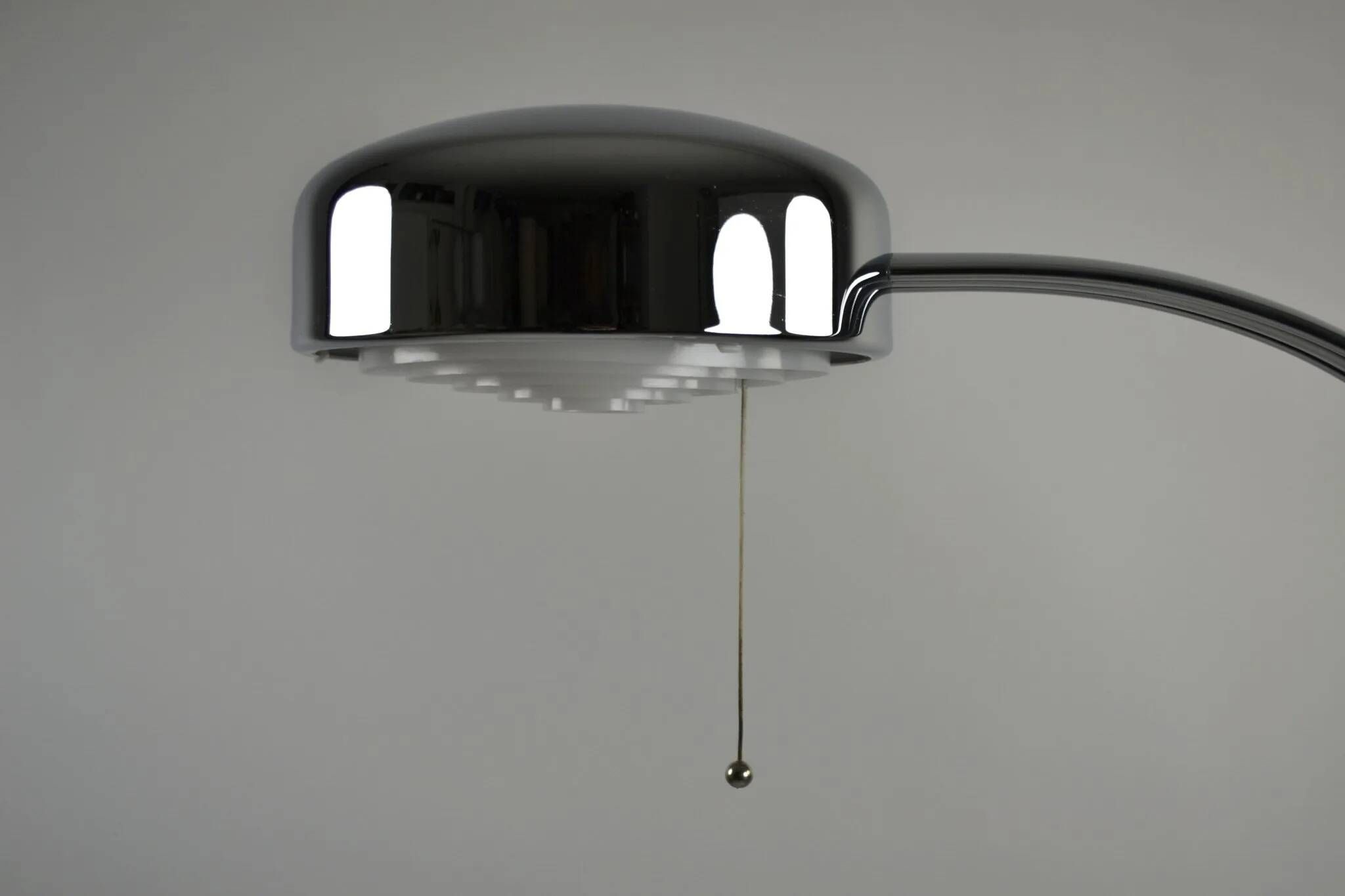 Floor Lamp Model 8010 “Arcade” by Richard Carruthers for Ateljé Lyktan, Sweden, 1970s