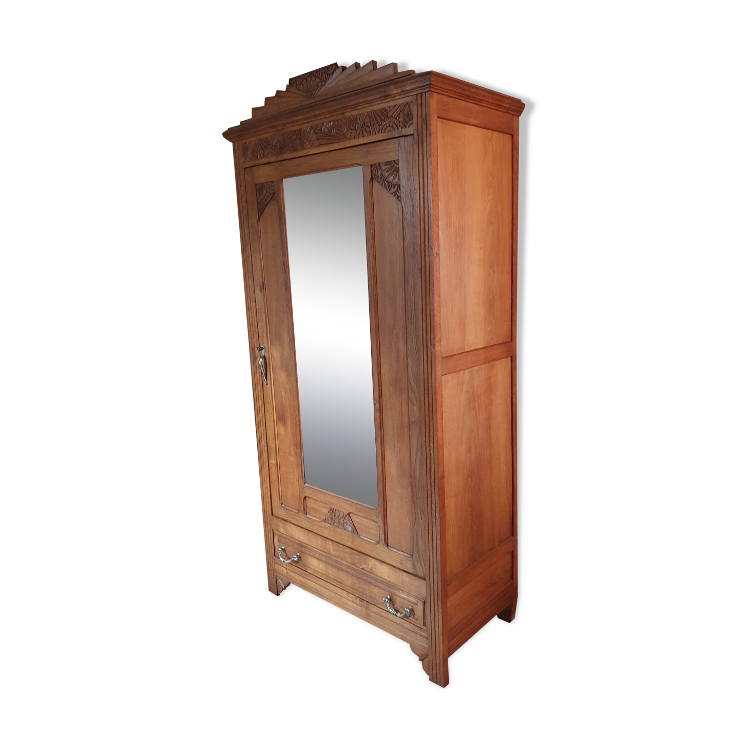 Wardrobe in solid oak