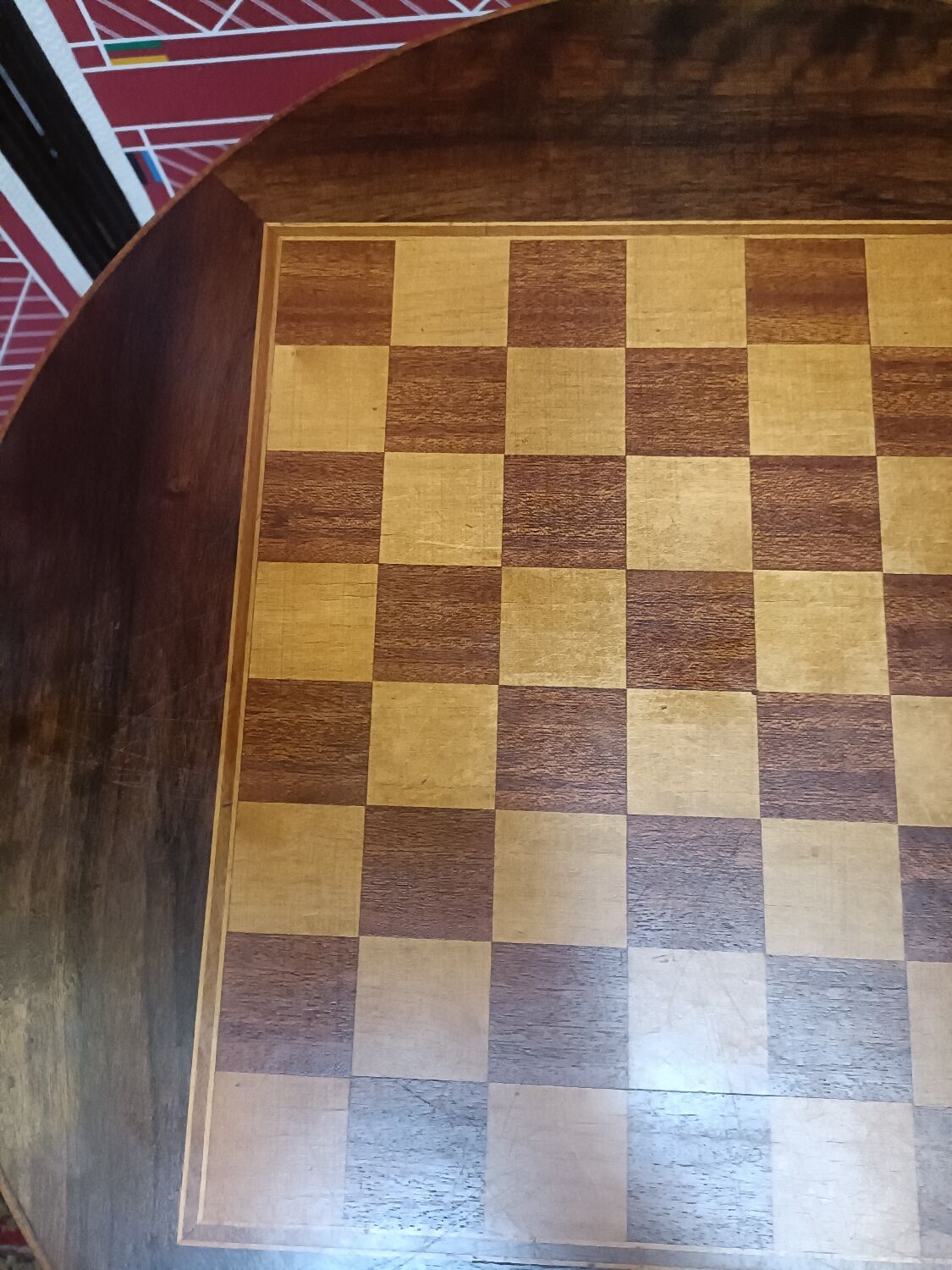 Pedestal table chessboard inlaid old pegs and staples