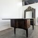 Bureau moderniste en bois exotique